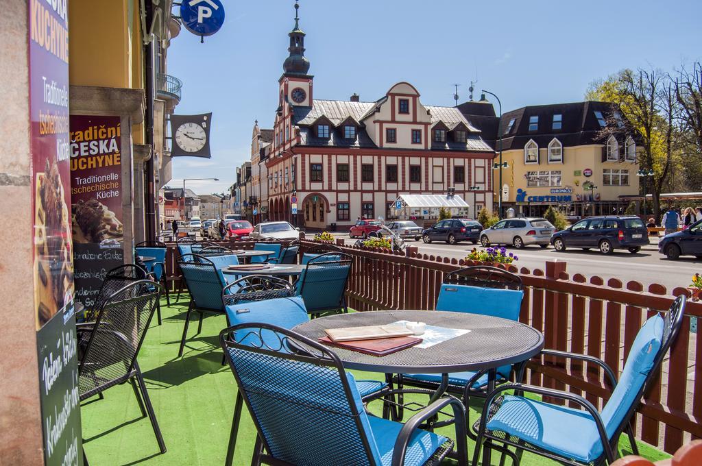 Hotel Labut Vrchlabi Exterior photo